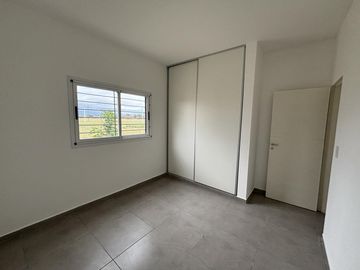 Venta, Casa de 2 dormitorios a estrenar en 1 sola planta, Barrio Norte II