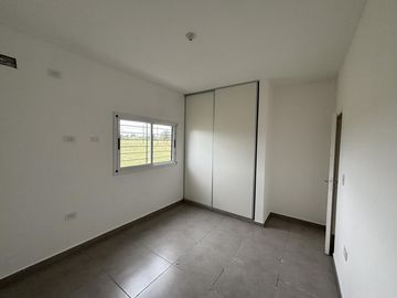 Venta, Casa de 2 dormitorios a estrenar en 1 sola planta, Barrio Norte II