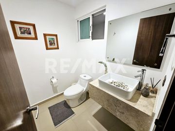 Casa en VENTA en Cañadas del Lago, Corregidora, Qro. - (3)
