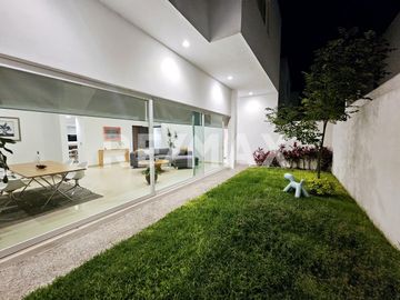 Casa en VENTA en Cañadas del Lago, Corregidora, Qro. - (3)