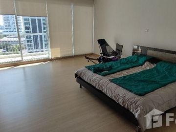 3 bedrooms for Sales at Supalai Riva Grand Rama3