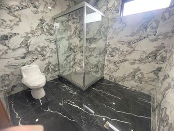 Casa en venta en Fracc. Lombardía, Irapuato, Gto.