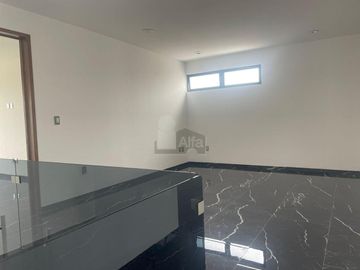 Casa en venta en Fracc. Lombardía, Irapuato, Gto.