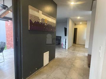 Casa en venta en Privada santa Fe, villas de Irapuato, Gto.