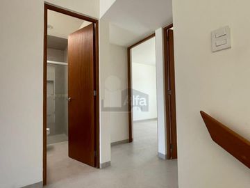 Casa EN VENTA en Privada Cielo Abierto, dentro Fraccionamiento Los Lagos
