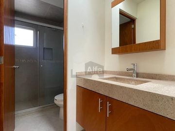 Casa EN VENTA en Privada Cielo Abierto, dentro Fraccionamiento Los Lagos