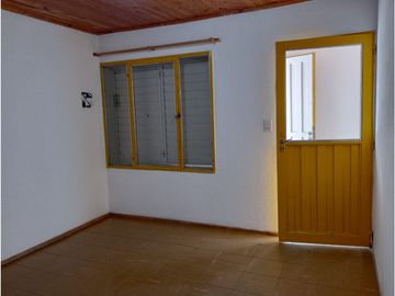 CASA DE 4 AMBIENTES EN GOBERNADOR COSTA-CHUBUT