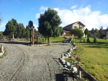 IMPORTANTE COMPLEJO EN LA LOCALIDAD DE TREVELIN -CHUBUT-