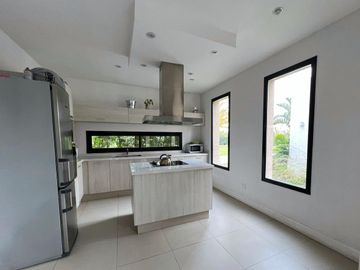 casa en venta en barrio  Las Tipas, Nordelta.