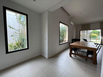 casa en venta en barrio  Las Tipas, Nordelta.