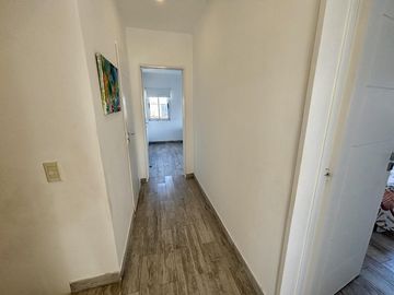 VENTA CASA SAN SEBASTIAN A LA LAGUNA 5 AMBIENTES EN 2 PLANTAS