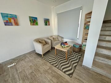VENTA CASA SAN SEBASTIAN A LA LAGUNA 5 AMBIENTES EN 2 PLANTAS
