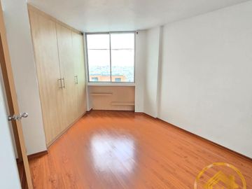 Casa en  venta de 4 habitaciones, dentro de conjunto con seguridad, sector El Pinar