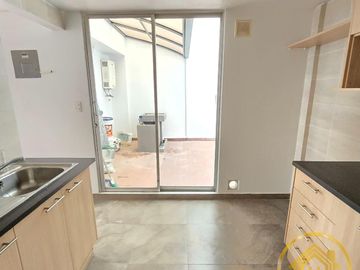 Casa en  venta de 4 habitaciones, dentro de conjunto con seguridad, sector El Pinar