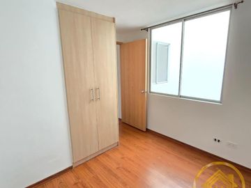 Casa en  venta de 4 habitaciones, dentro de conjunto con seguridad, sector El Pinar