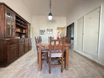Casa en planta alta en venta con terraza exclusiva en zona historica del Centro - Laprida 1257