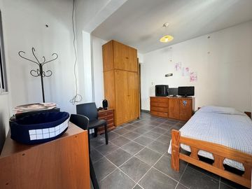 Casa en planta alta en venta con terraza exclusiva en zona historica del Centro - Laprida 1257