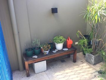 Venta de PH duplex con patio y balcon  en Palermo