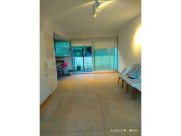 Venta de PH duplex con patio y balcon  en Palermo