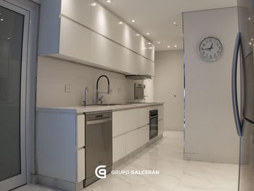 Departamento en  Belgrano- Venta - 6 amb - Cochera- Reciclado