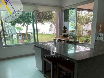 VENTA Casa  en Fraccionamiento BRISAS CUERNAVACA con ALBERCA
