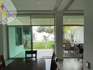 VENTA Casa  en Fraccionamiento BRISAS CUERNAVACA con ALBERCA