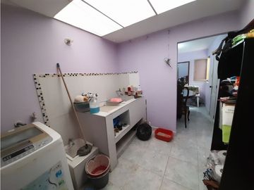 SE VENDE CASA EN VILLA DEL PRADO