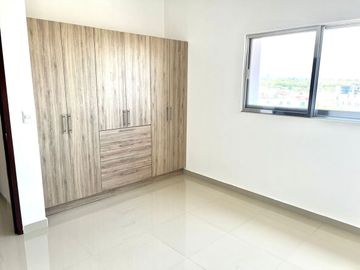 DEPARTAMENTO EN RENTA EN EDIF ARGUS EL REFUGIO QUERETARO