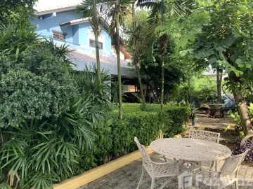 5 Bedroom House for sale in Lak Hok, Pathum Thani