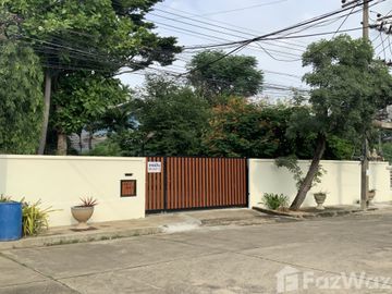 5 Bedroom House for sale in Lak Hok, Pathum Thani