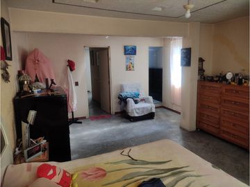 CASA DE 3 NIVELES EN PLAYA DE LAS GOLONDRINAS ECATEPEC