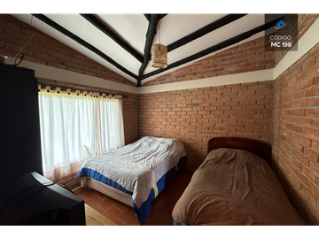 PROPIEDAD EN VENTA EN CHIQUINTAD
