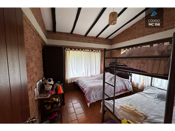 PROPIEDAD EN VENTA EN CHIQUINTAD