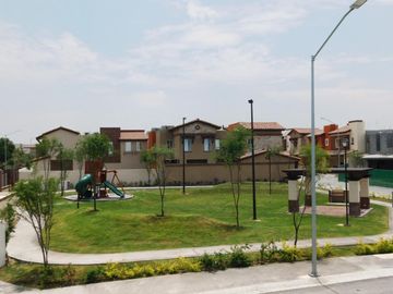 Casa - Apodaca