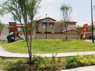 Casa - Apodaca