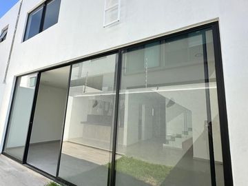 Casa en PREVENTA en Parques Vallarta