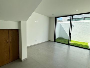 Casa en PREVENTA en Parques Vallarta