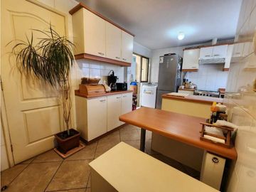 COMODA CASA 4 DORMITORIOS EN ANTILHUE, LOMAS SAN SEBASTIAN