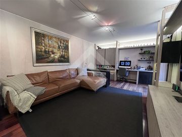 Departamento en Venta en Santa Maria de Manquehue Colegio San Benito Huelén