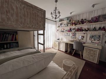 Departamento en Venta en Santa Maria de Manquehue Colegio San Benito Huelén