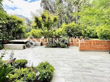 Departamento en Venta en Santa Maria de Manquehue Colegio San Benito Huelén
