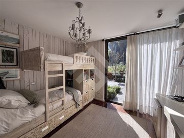 Departamento en Venta en Santa Maria de Manquehue Colegio San Benito Huelén