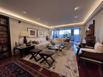 Departamento en Venta en Santa Maria de Manquehue Colegio San Benito Huelén