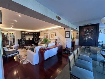 Departamento en Venta en Santa Maria de Manquehue Colegio San Benito Huelén