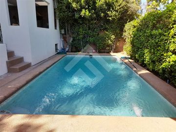 Casa en Venta en Camino del monte/Alto Macul