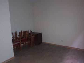 Venta Casa 4 Amb Lote 289m2 Patio Quincho Bernal O