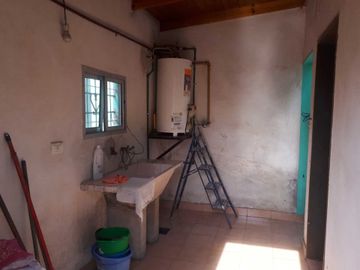 Venta Casa 4 Amb Lote 289m2 Patio Quincho Bernal O