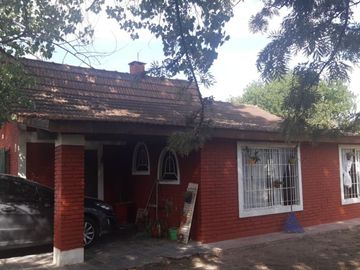 Venta casa Quinta Tortuguitas  PERMUTA depto CABA