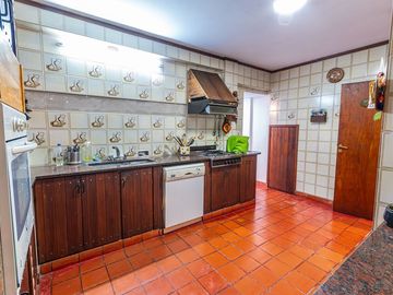 VENTA CASA - PILETA -FDO LIBRE - WILDE - APTO CRED