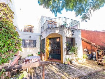VENTA CASA - PILETA -FDO LIBRE - WILDE - APTO CRED